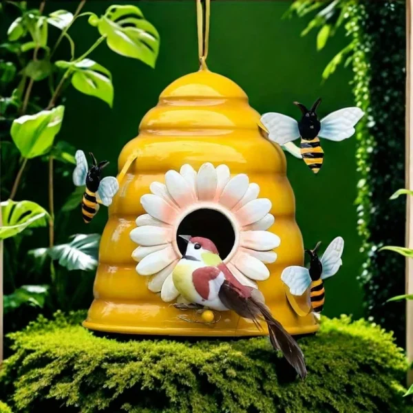 Garden decor parrots /bird house
